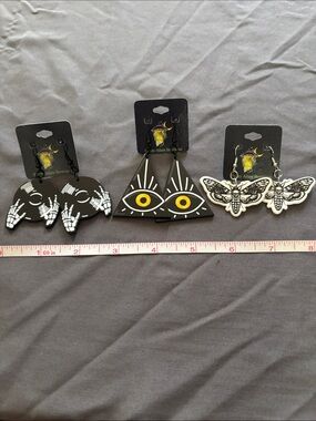 3 pairs of Halloween earrings